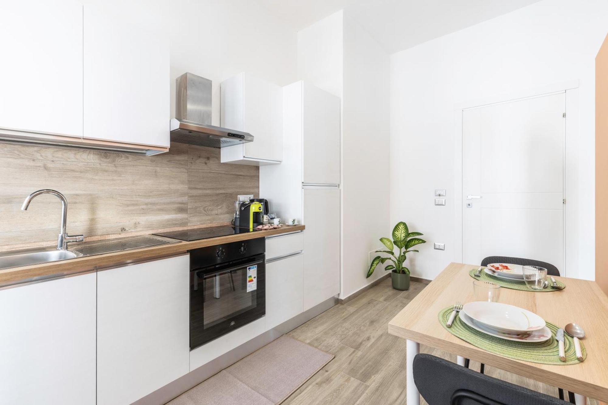 Quarzo. Modern Rooms Кальяри Экстерьер фото